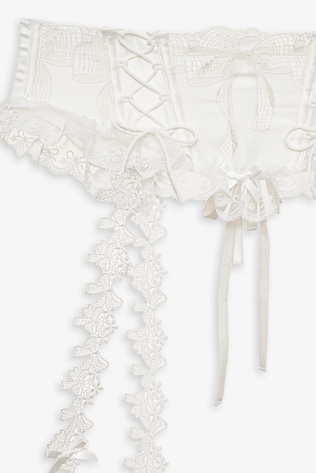 Beau Garter — White 6 Beau Garter — White